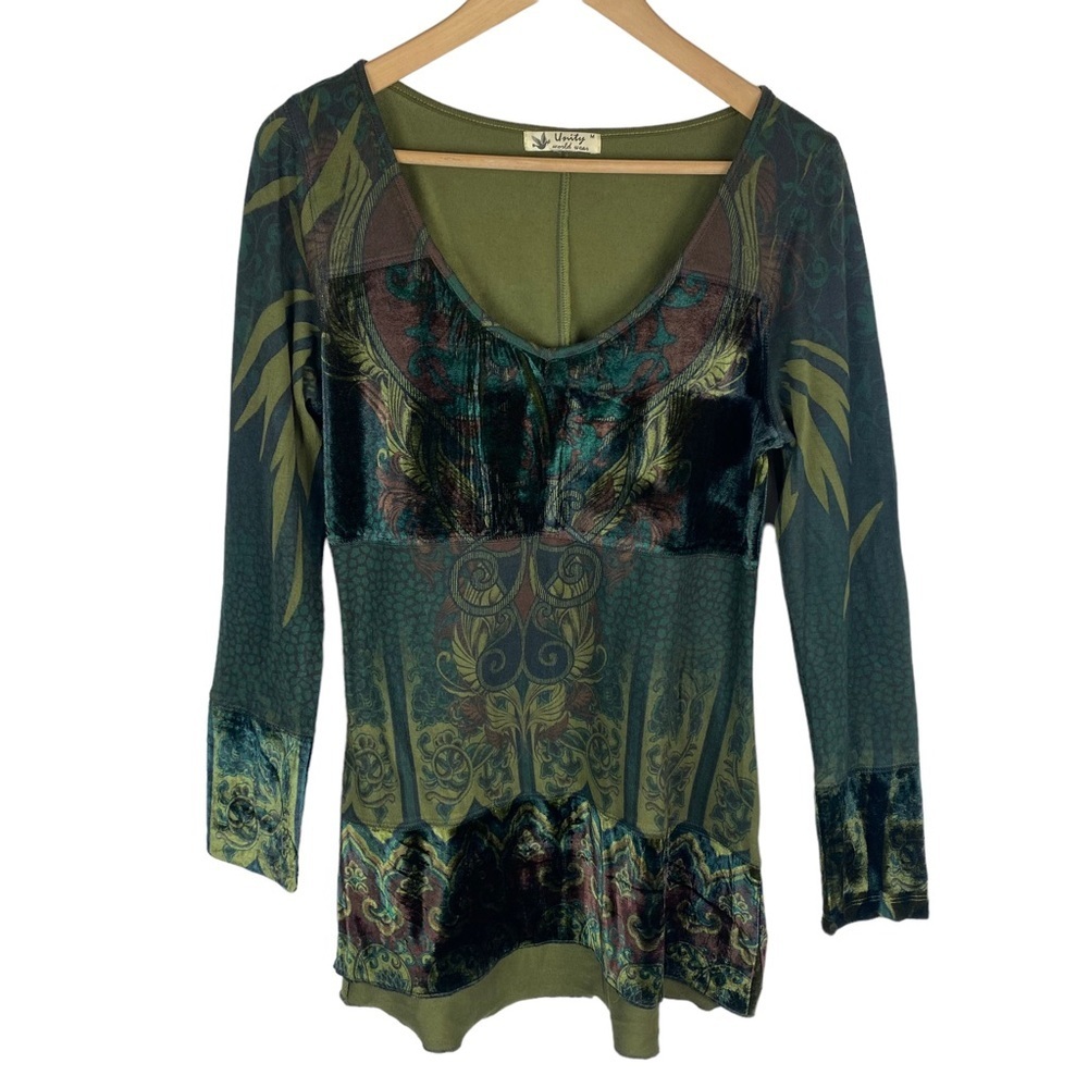 Unity World Wear Boho Tunic Top Medium Green Velvet Long Sleeve Scoop Neck